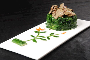 鹅肝拌菠菜