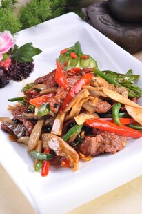 杏鲍菇炒牛柳