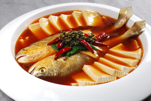 黄鱼豆腐