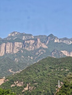 壮丽山峦美景