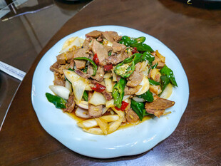 洋葱炒羊肉
