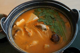 美味韩式豆腐汤特写