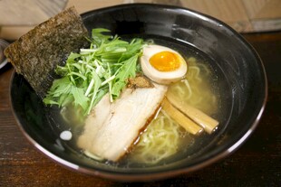 日式豚骨拉面美食特写