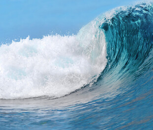 汹涌海浪翻滚
