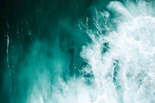 汹涌海浪