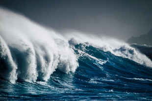 汹涌海浪
