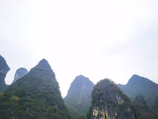秀丽山峦景色