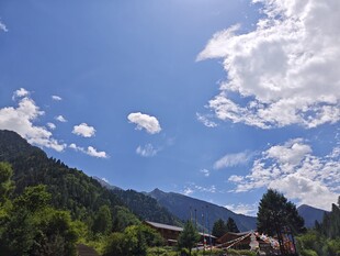 山间美景