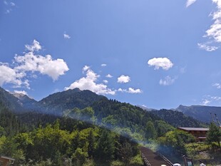 山间村落美景