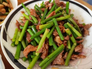 蒜苔炒肉