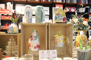 精美家居饰品陈列展示