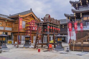建设中的中式传统建筑群