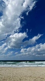 蓝天碧海沙滩美丽风光