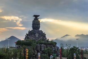 炭河千古情大门外景
