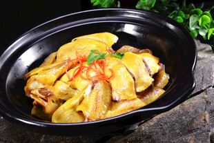美味砂锅鸡