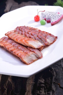  炭烧肉