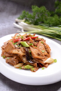 香辣美味炒豆腐