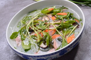 蔬菜海鲜汤营养又美味