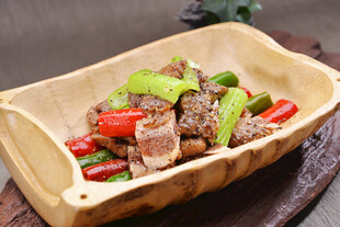 美味青椒炒排骨