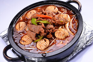 美味砂锅炖牛肉