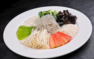 多彩食材拼盘