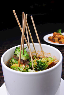 美味串串香诱人食欲浓