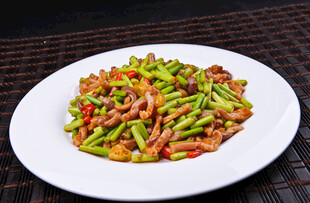 豆角炒肉丝