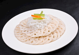 美味藕片摆盘精致