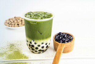 抹茶珍珠奶茶