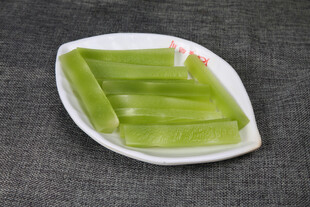 翠绿莴笋条