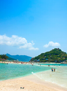 美丽海滨沙滩度假场景