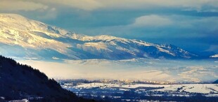 壮丽雪山风景