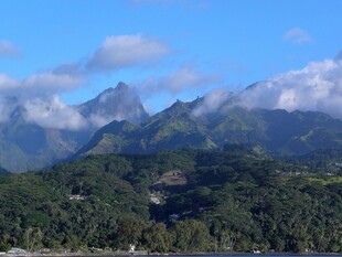 壮丽山峰
