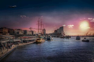 黄昏下的港口美丽景致