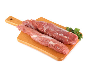 砧板上的新鲜猪肉卷