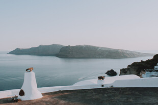 圣托里尼海岸灯塔美景