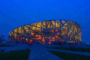 鸟巢夜景璀璨灯光建筑美