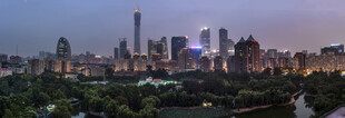 城市夜景璀璨天际线