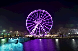 夜晚璀璨摩天轮夜景