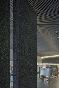 现代室内金属格栅装饰效果