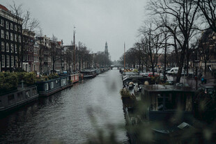 阿姆斯特丹运河畔城市美景