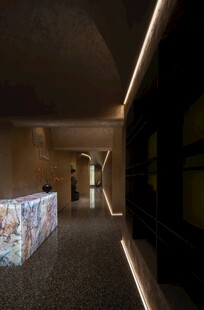 现代风格室内走廊空间