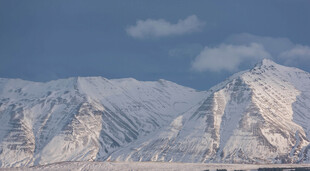 壮丽雪山风景