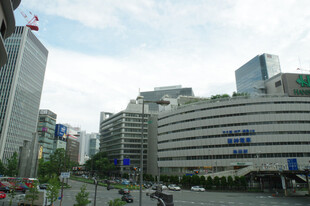 城市繁华街景
