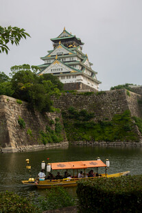 大阪城公园湖畔景致