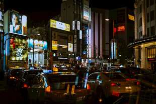 都市夜晚繁华街景