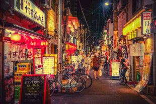 日本街头的绚烂夜景