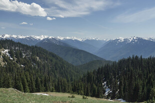 山间美景