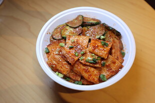 美味烤肉拌饭