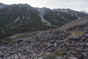 高山碎石景观